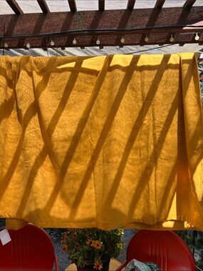 Vintage yellow NEW blanket.  Bg202